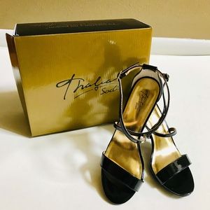 Thalia Sodi black patent leather sandals